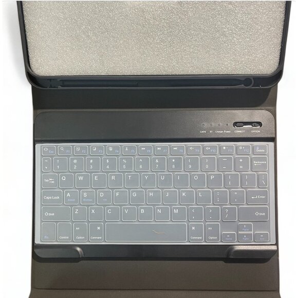 Keyboard Case for Apple iPad 2022 10.9, Wireless, USB Charging Cable, Open Box - Picture 5 of 8